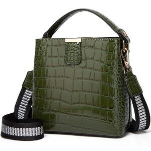 2541 Bucket Bag and Purse Shiny Patent Leather Hobo Bag and Zipper Shoulder